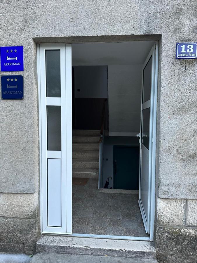 Cosy Family Apartment Marina Kastela Near Airport エクステリア 写真