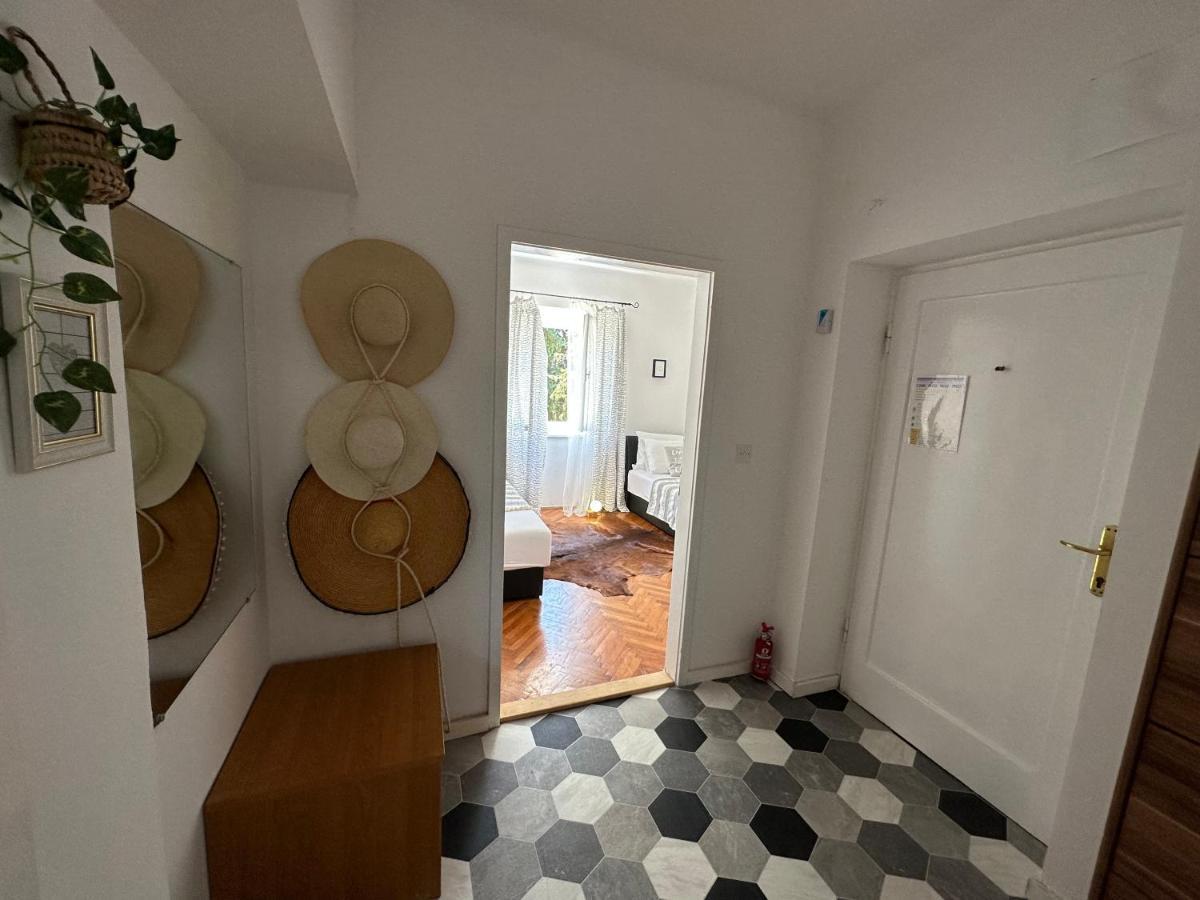 Cosy Family Apartment Marina Kastela Near Airport エクステリア 写真