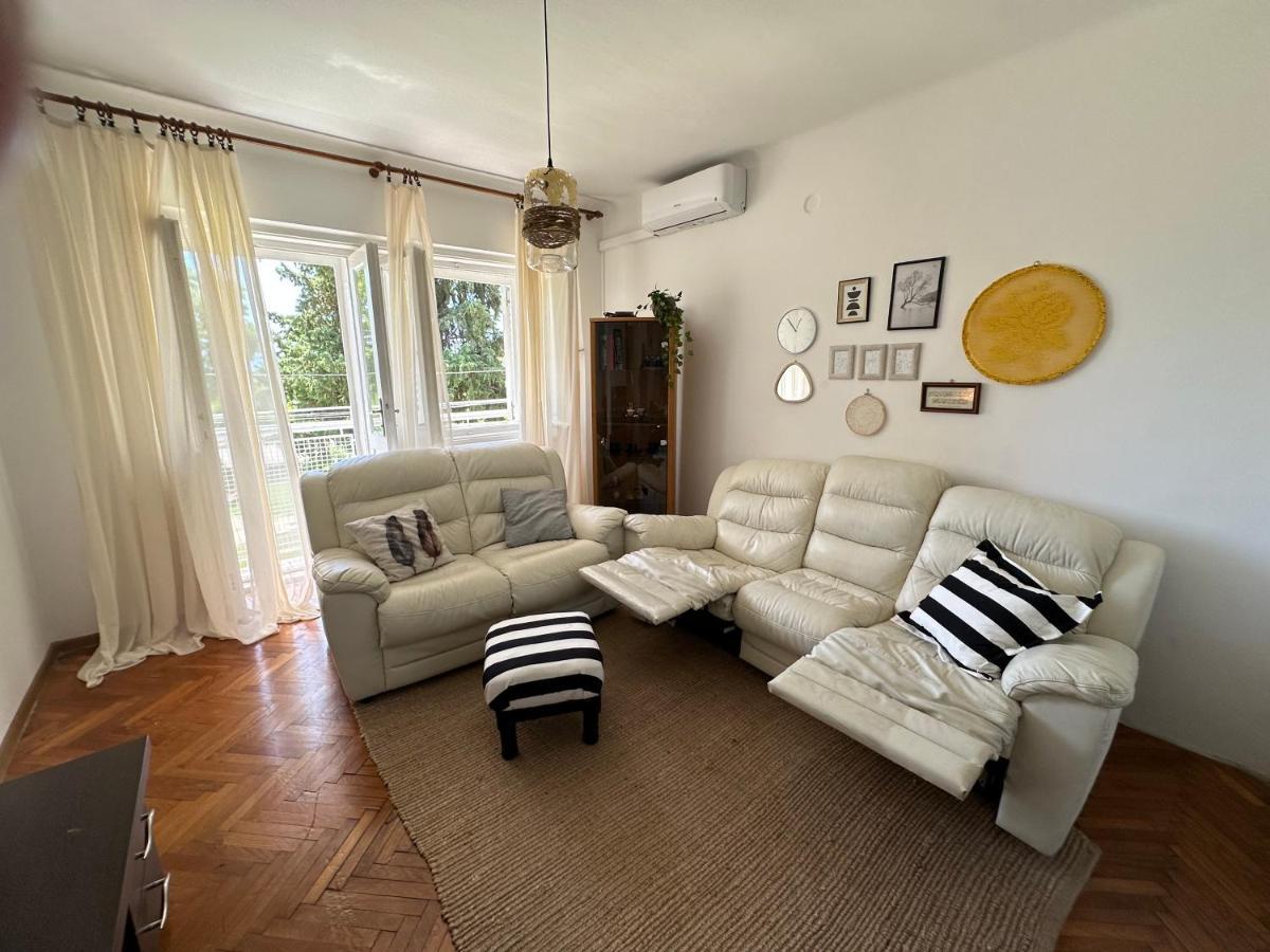 Cosy Family Apartment Marina Kastela Near Airport エクステリア 写真
