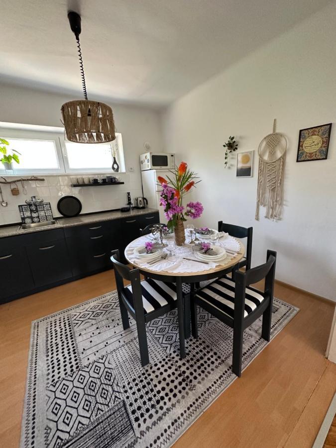 Cosy Family Apartment Marina Kastela Near Airport エクステリア 写真