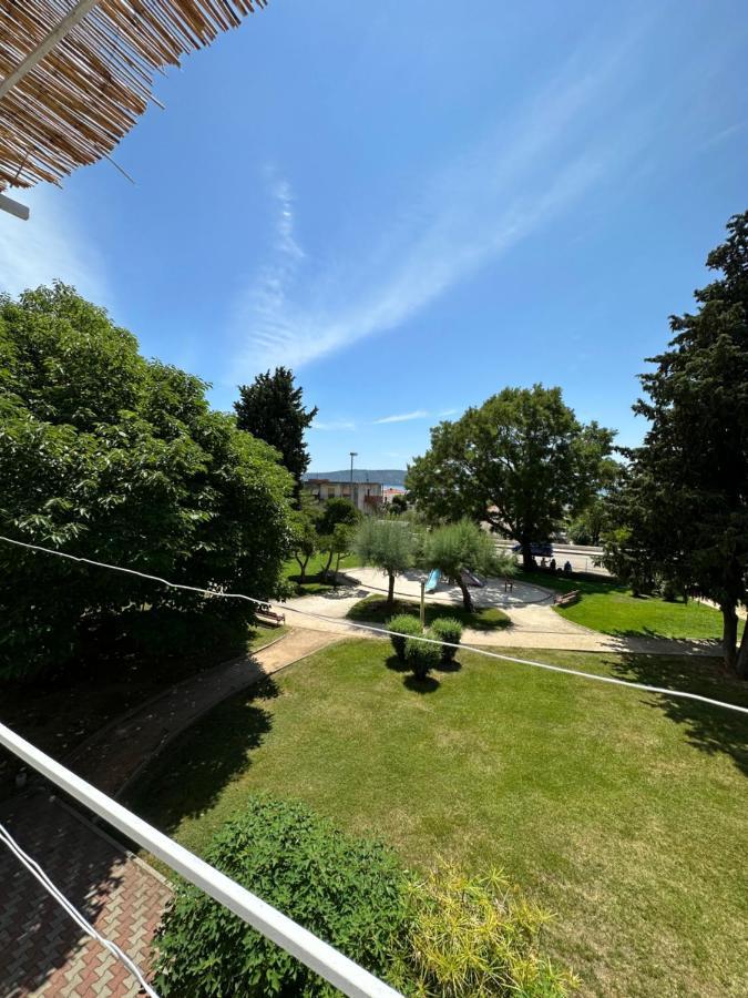 Cosy Family Apartment Marina Kastela Near Airport エクステリア 写真